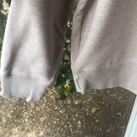 IVY Park tan sweatshirt size Medium - Picture 6 of 8